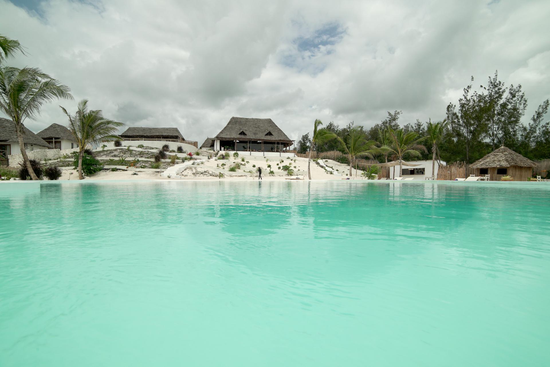 Zanbluu Beach Hotel Kiwengwa  Exterior photo